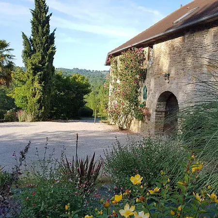 D'hotes Secret Pyrenees Bed & Breakfast