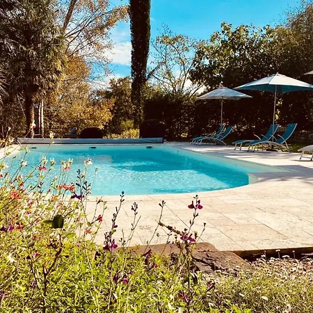 D'hotes Secret Pyrenees Bed & Breakfast 3*