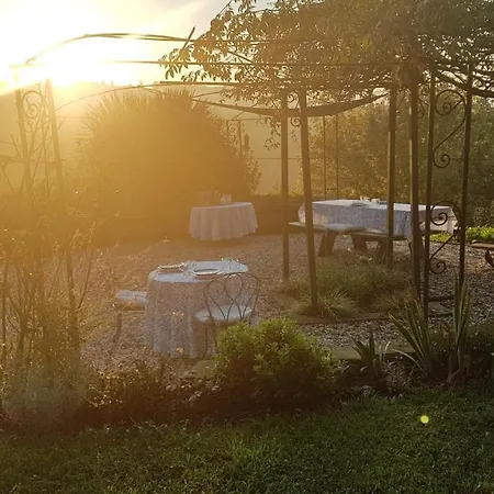 D'hotes Secret Pyrenees לינה וארוחת בוקר 3*