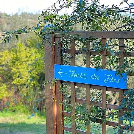 D'hotes Secret Pyrenees Bed & Breakfast