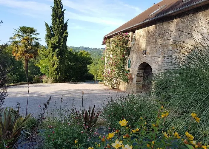 D'hotes Secret Pyrenees Bed & Breakfast