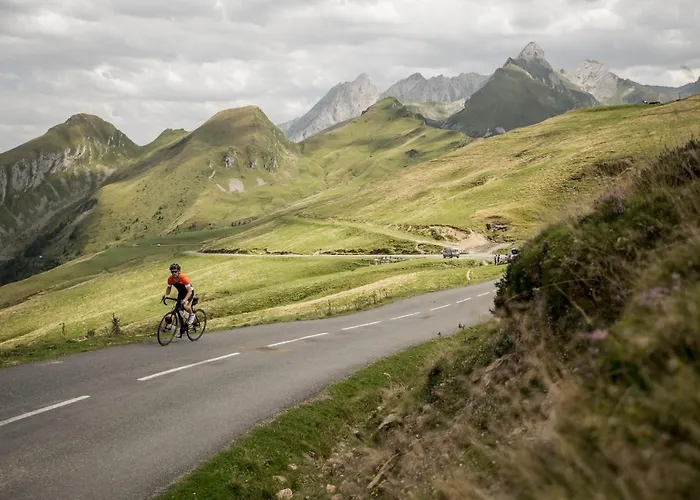 D'hotes Secret Pyrenees Bed & Breakfast Lasseube