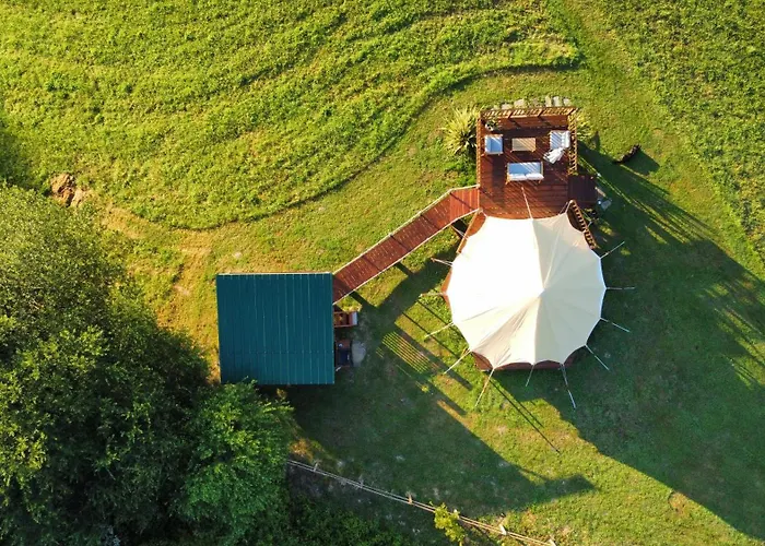 D'hotes Secret Pyrenees Bed & Breakfast Lasseube